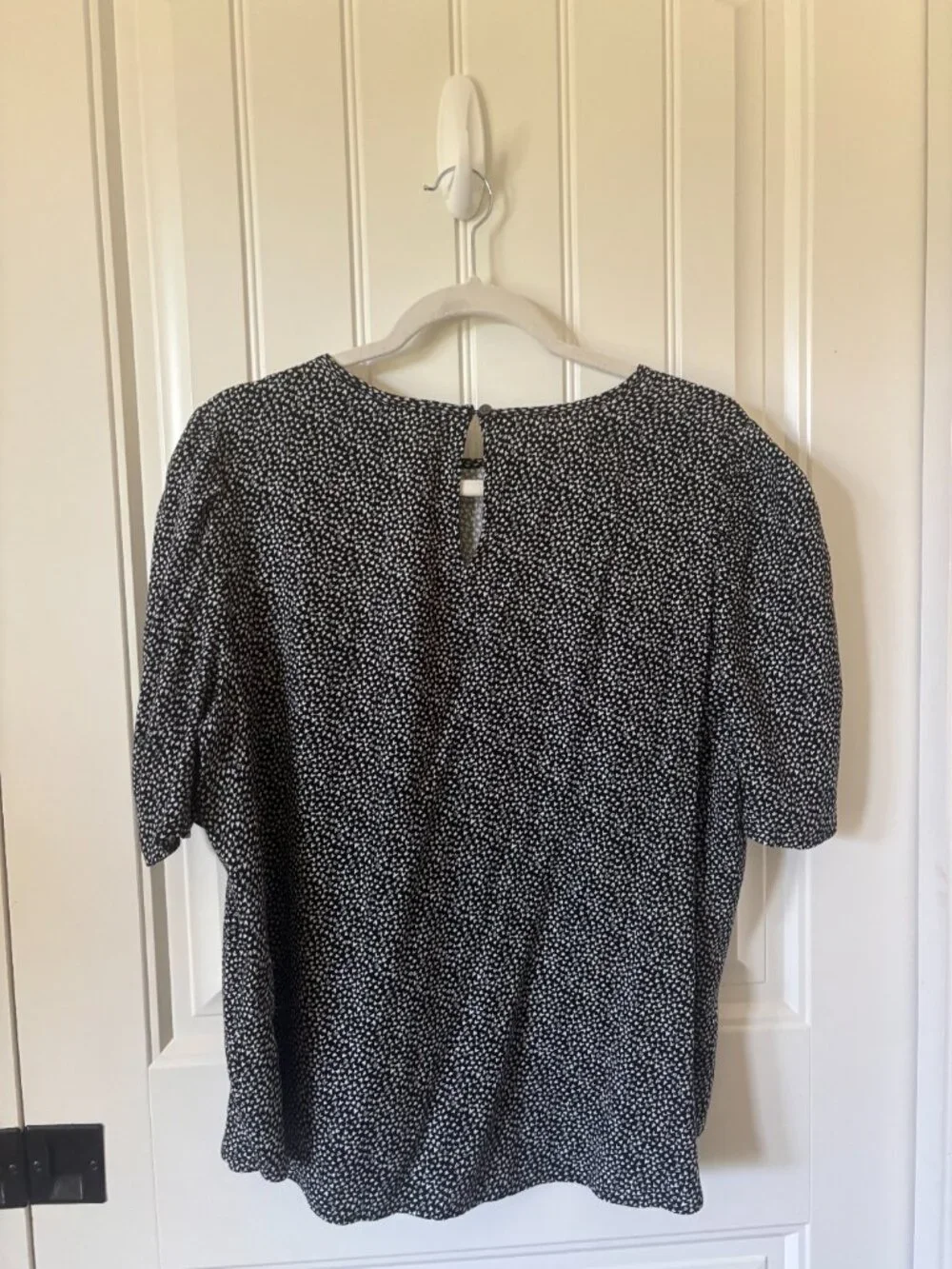Loft Black & White Heart Print Ruched Puff Sleeve Blouse - Size L